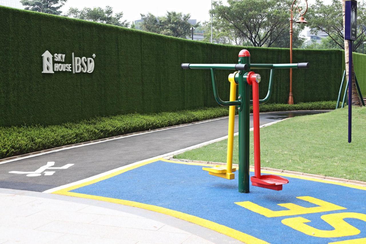 Moritz Inn Bsd Tangerang Exteriör bild